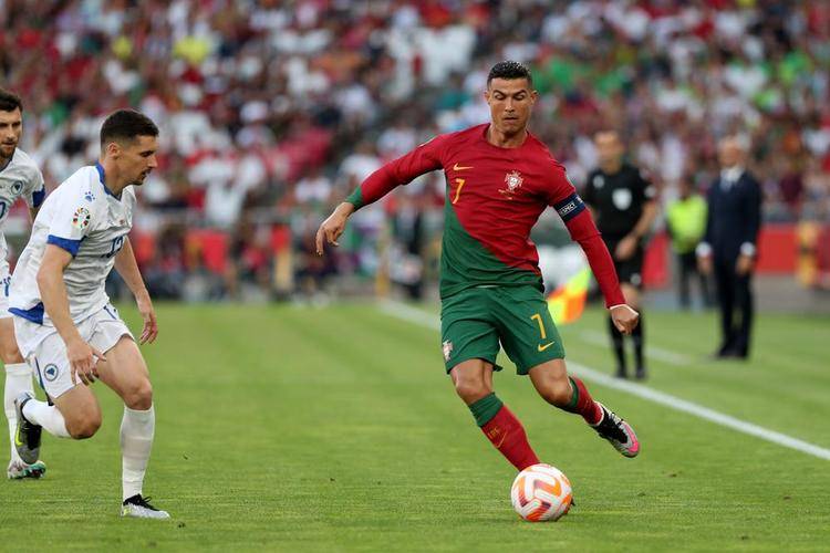 开云体育网页版登录入口-欧国联比赛：葡萄牙队横扫西班牙队的简单介绍