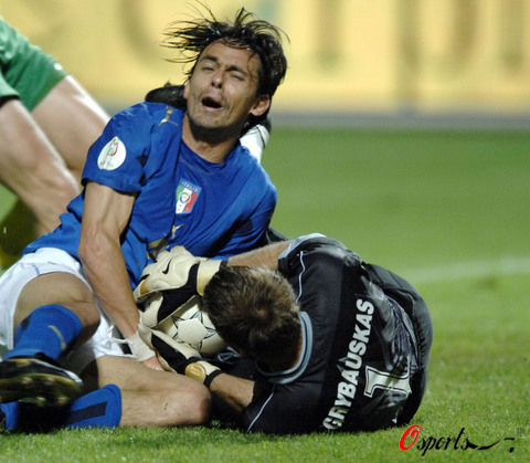 立陶宛队在欧预赛中保持不败! 立陶宛队在欧预赛中保持不败!