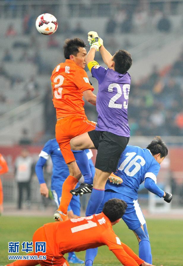 鲁能主场击败毅腾,止住连败颓势 鲁能主场击败毅腾,止住连败颓势