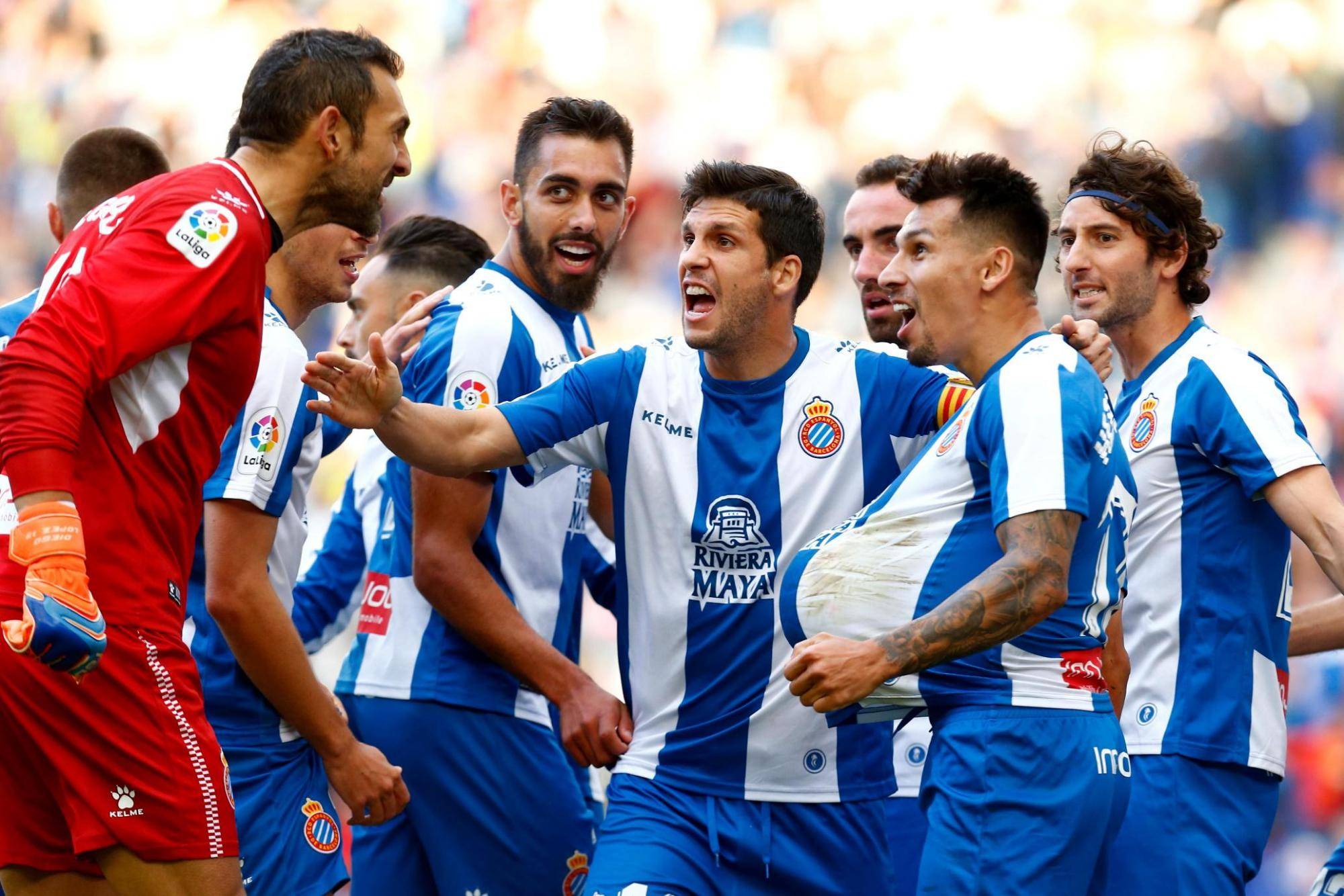 美因茨在比赛中击溃对手取得压倒性胜利的简单介绍