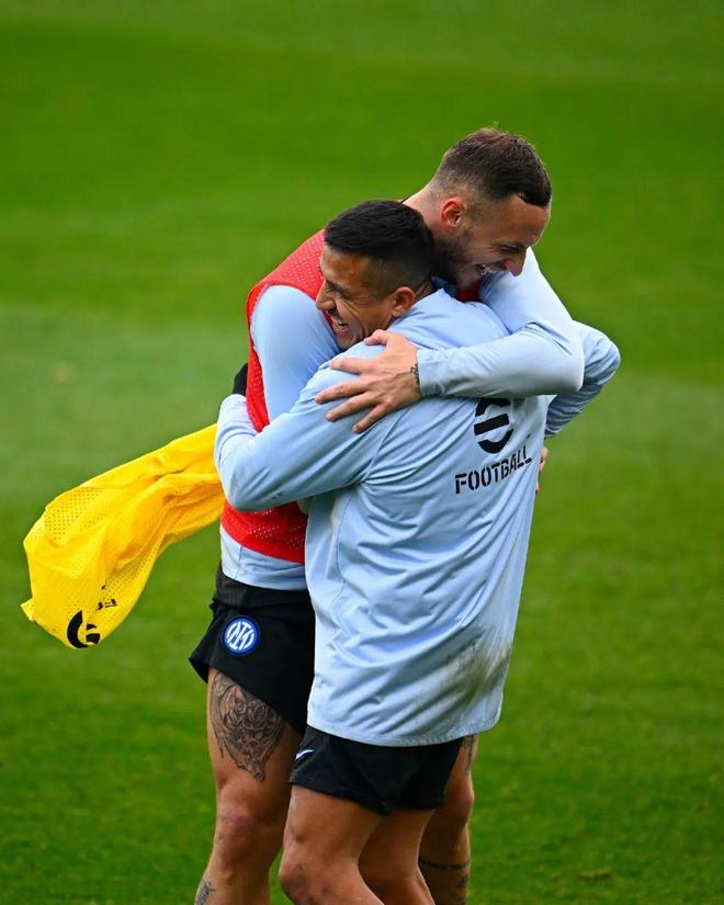 意大利队遭遇不利,积极备战接下来的对手的简单介绍 意大利队遭遇不利,积极备战接下来的对手的简单介绍