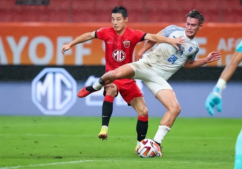 上港三球完胜对手,提前锁定小组出线 上港三球完胜对手,提前锁定小组出线