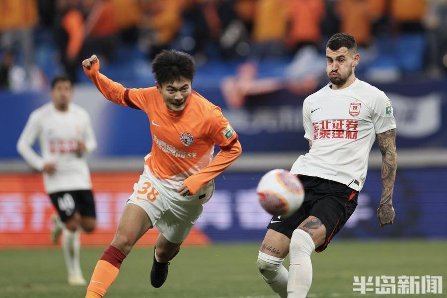 广州富力主场不敌长春亚泰,遭遇两连败的简单介绍 广州富力主场不敌长春亚泰,遭遇两连败的简单介绍