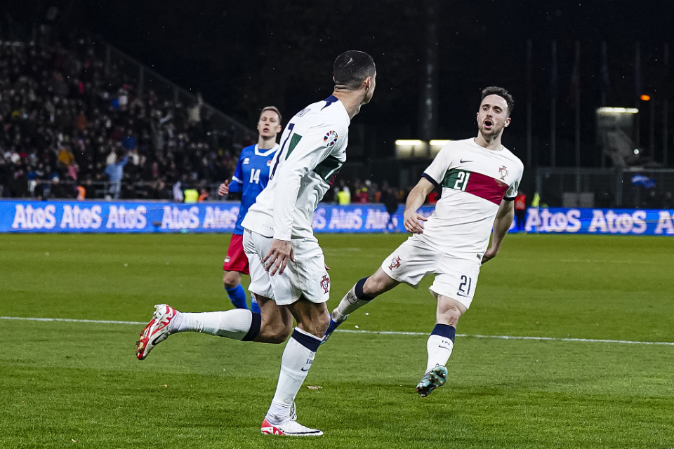 国家队豪取连胜，晋级欧洲锦标赛