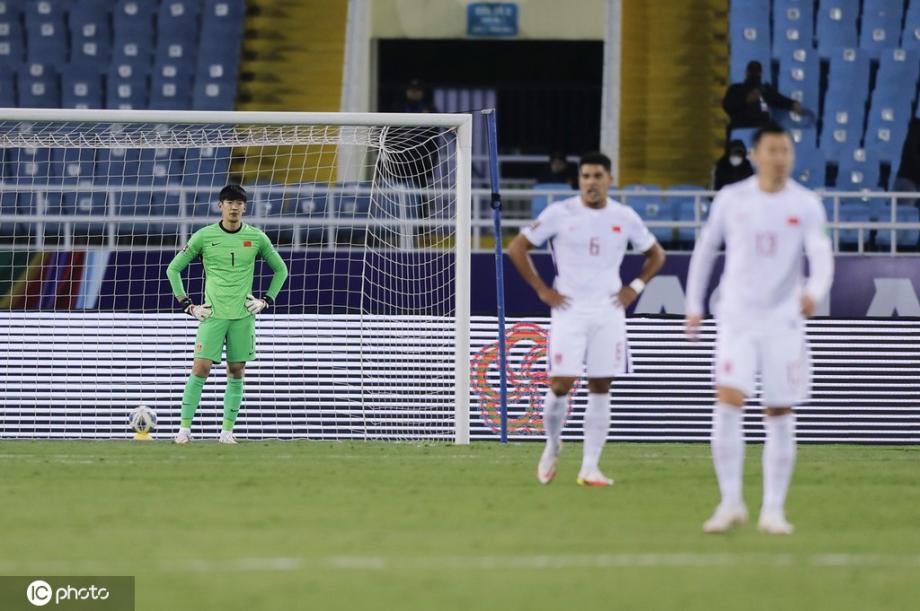 开云体育网页版-江苏苏宁惨负深圳佳兆业，遭遇连败的简单介绍