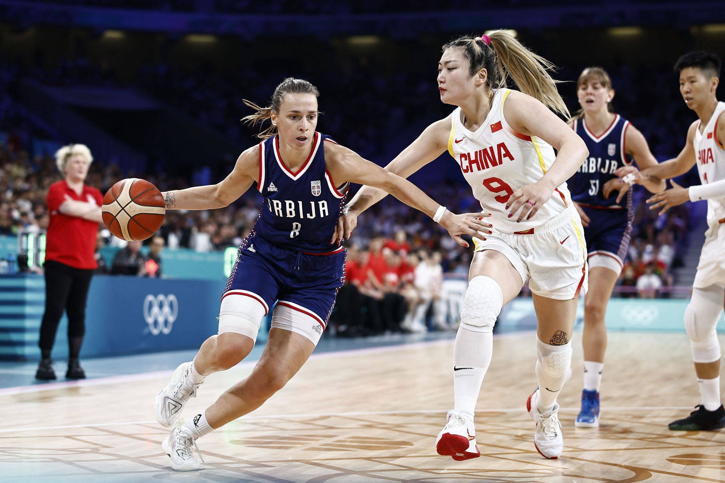 开云体育登录-包含弗赖堡遭遇连败，降级形势岌岌可危的词条