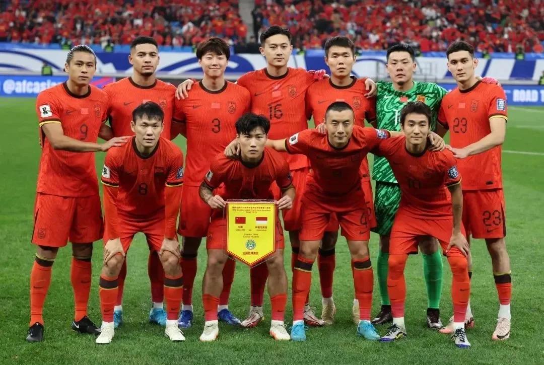 世界级足球比赛点燃了球迷们对胜利的向往的简单介绍 世界级足球比赛点燃了球迷们对胜利的向往的简单介绍