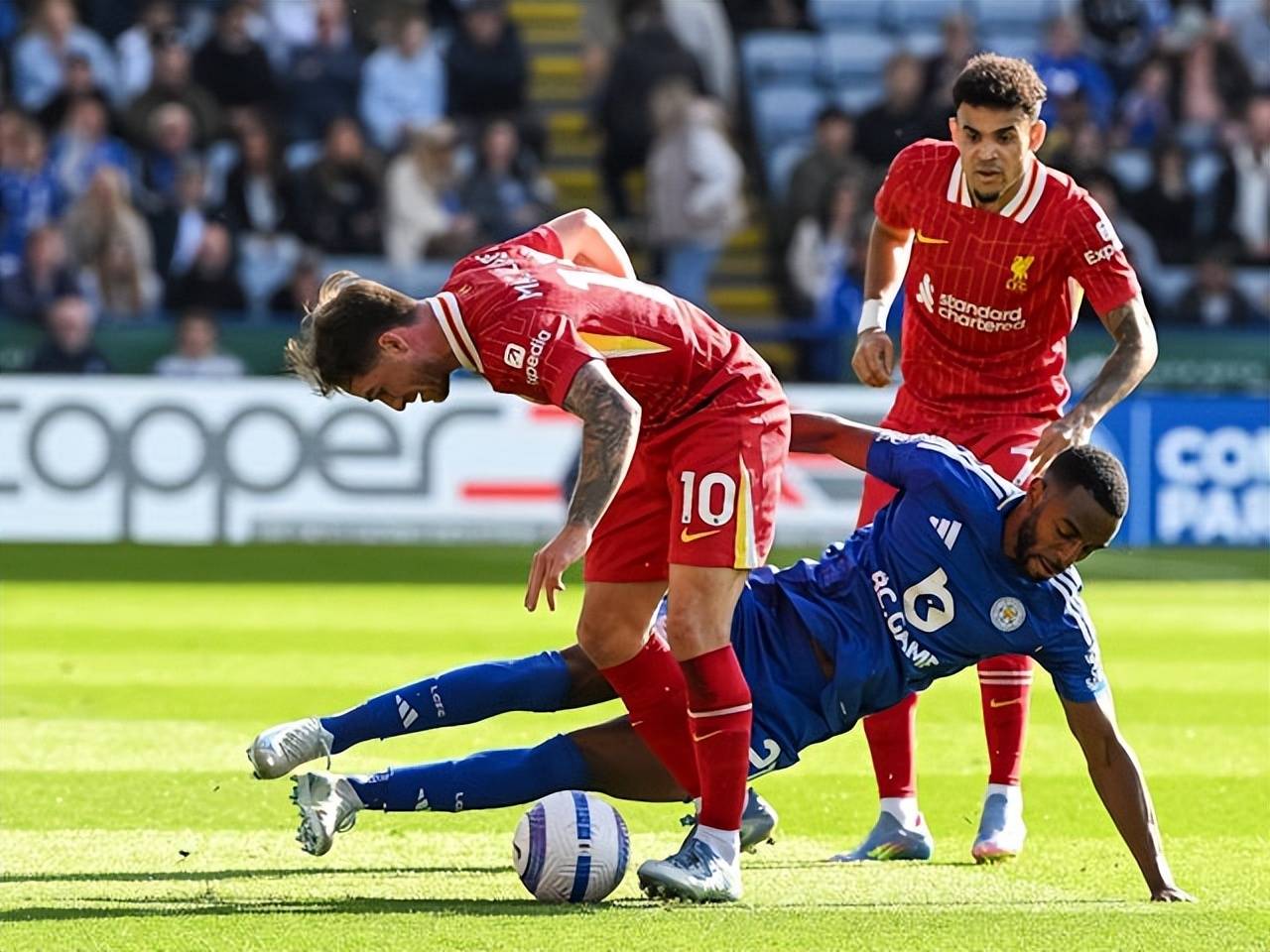 莱斯特城客场战胜利物浦，继续联赛不败