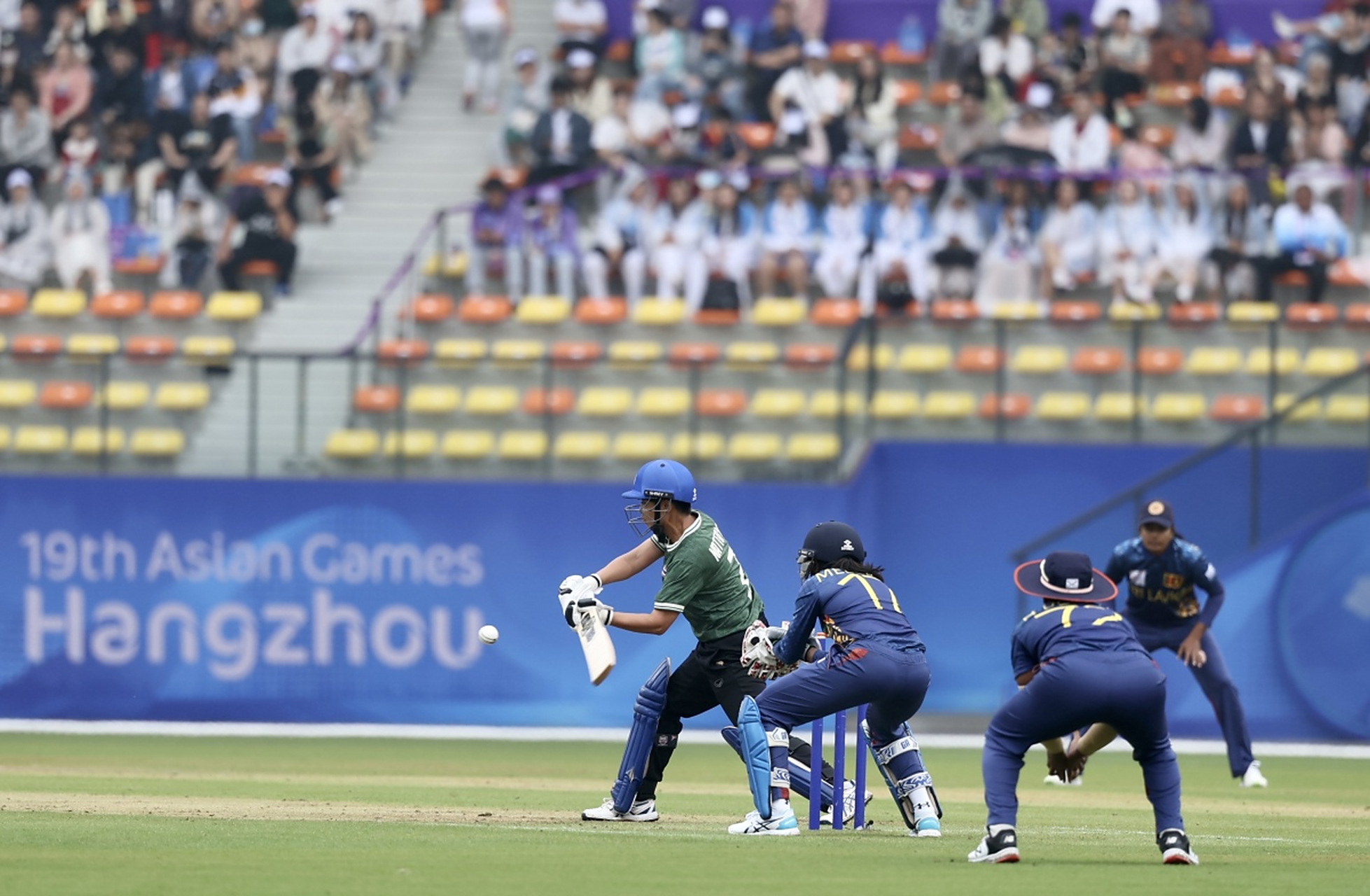 开云体育官方入口-运动员们在赛场上呈现出色表现，令人震撼