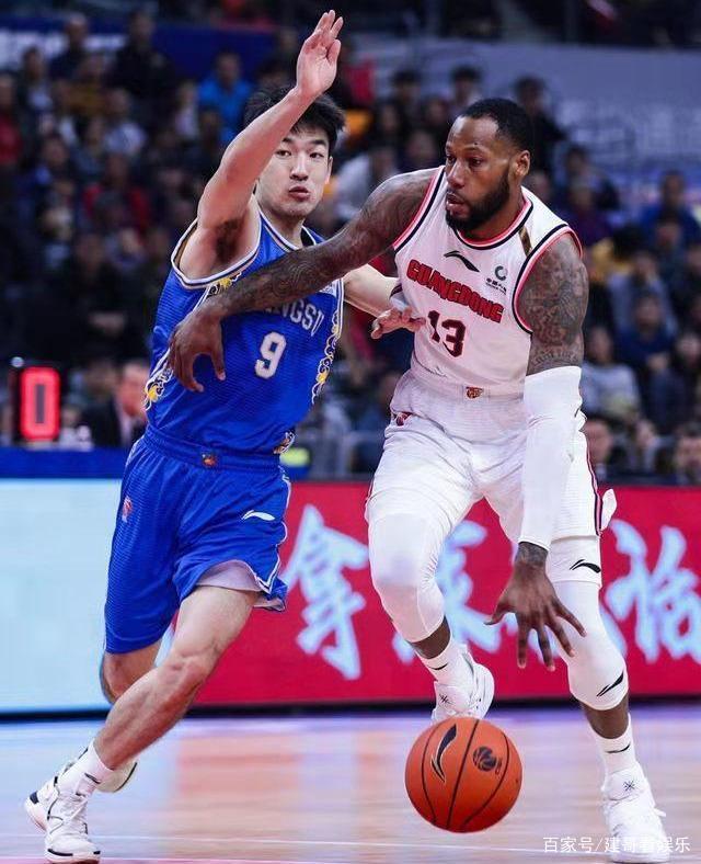 江苏舜天队全队表现火力全开，逆袭登顶积分榜的简单介绍