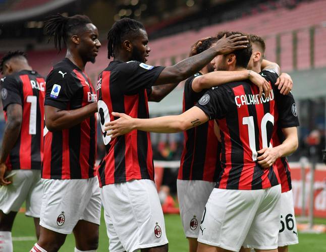 拉科鲁尼亚客场逆袭击败对手