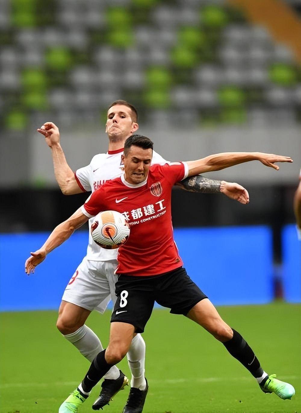 上港客场2:1战胜富力，稳固积分榜前四的简单介绍